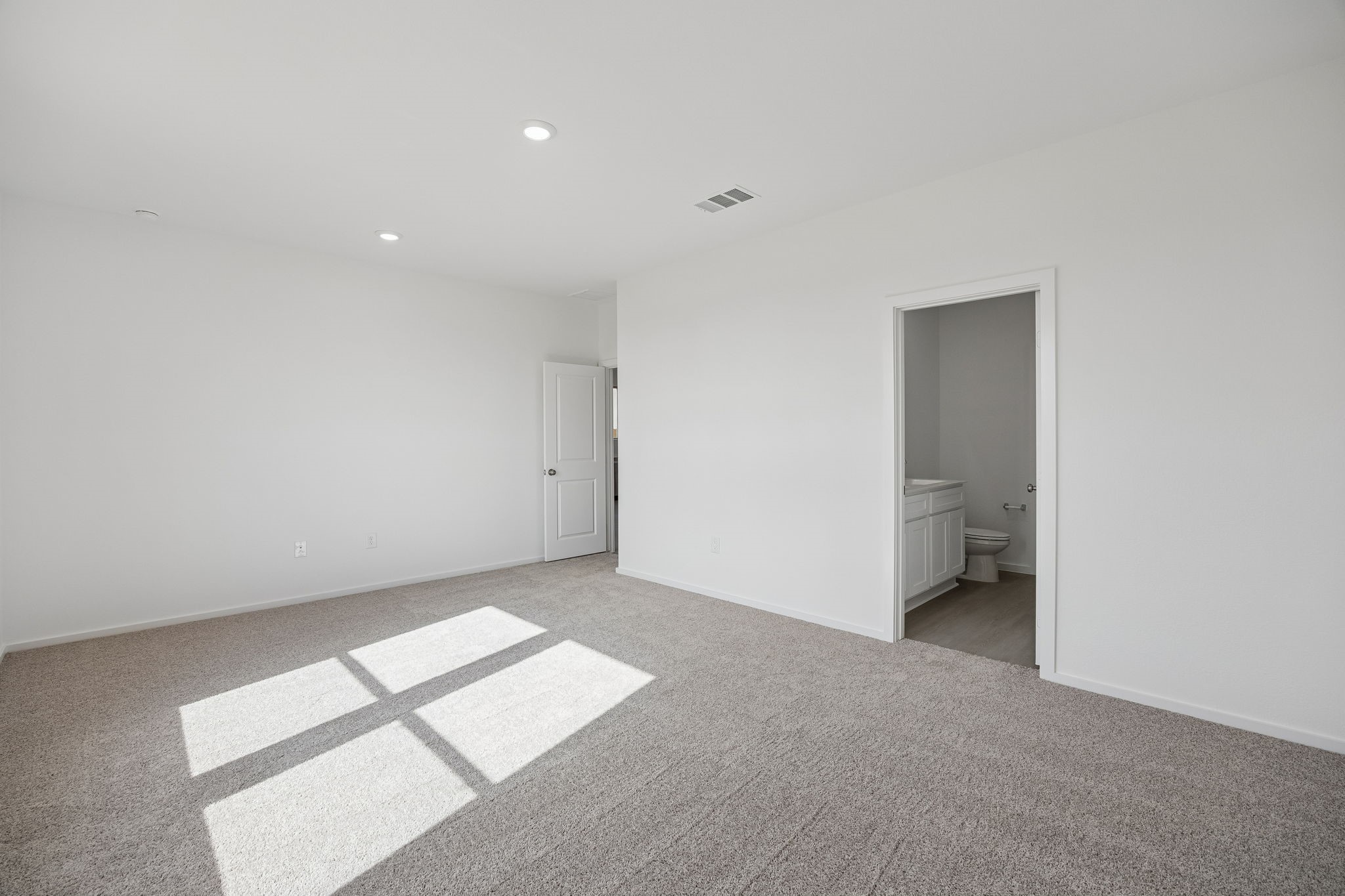 406 Point Nemo Street Crosby, TX 77532 - Photo 11 of 43