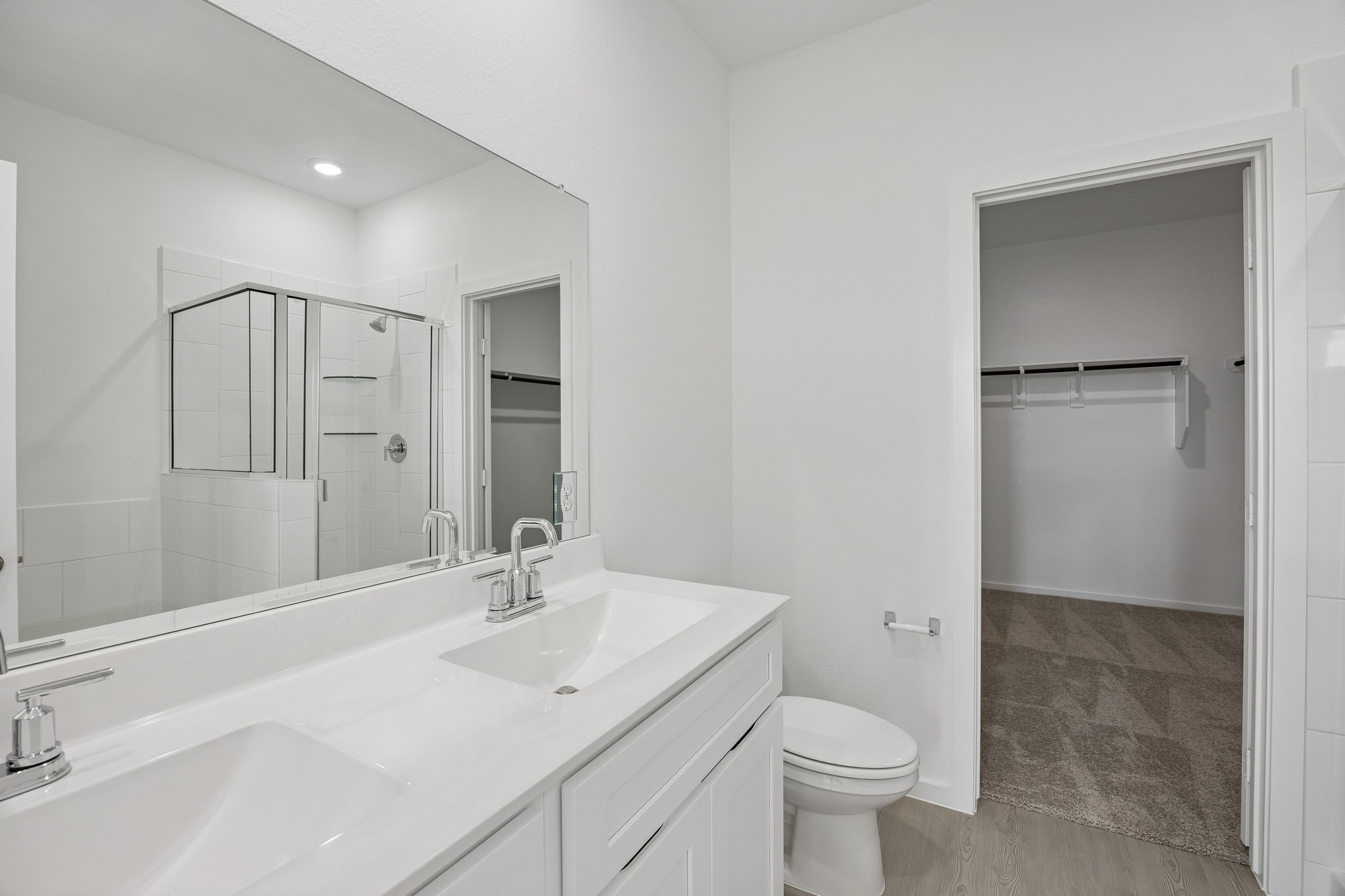 406 Point Nemo Street Crosby, TX 77532 - Photo 12 of 43