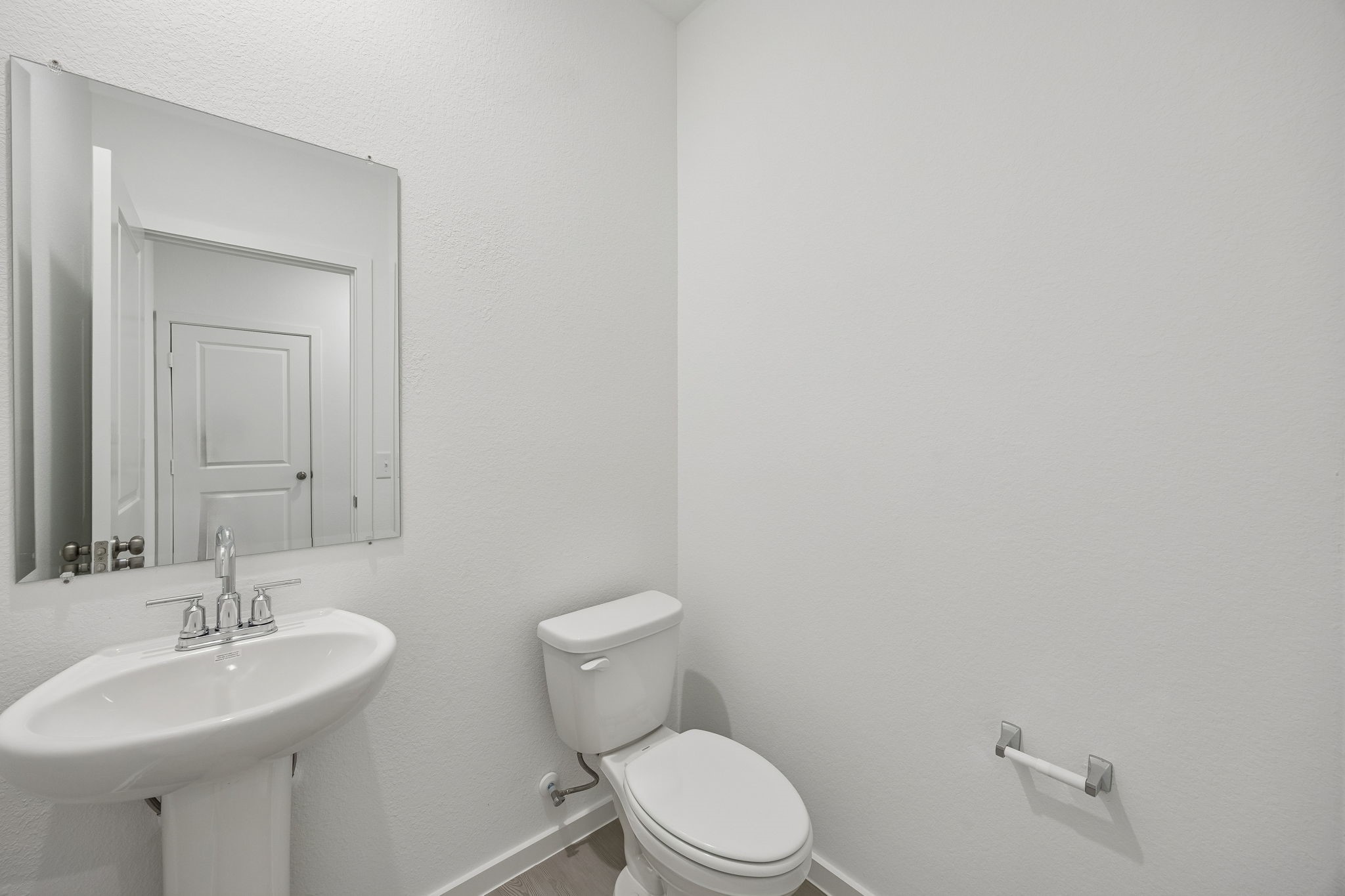 406 Point Nemo Street Crosby, TX 77532 - Photo 15 of 43