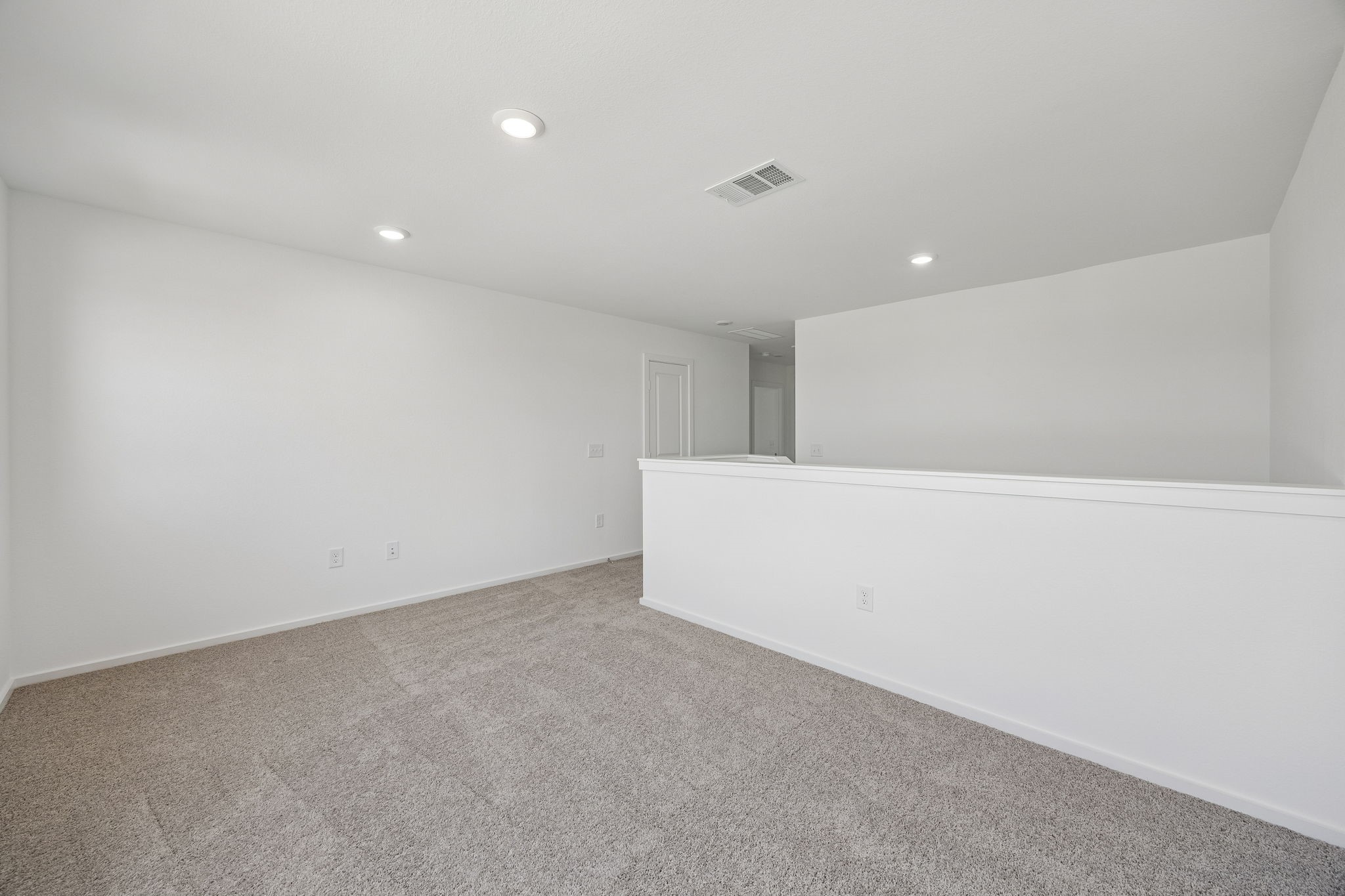 406 Point Nemo Street Crosby, TX 77532 - Photo 18 of 43