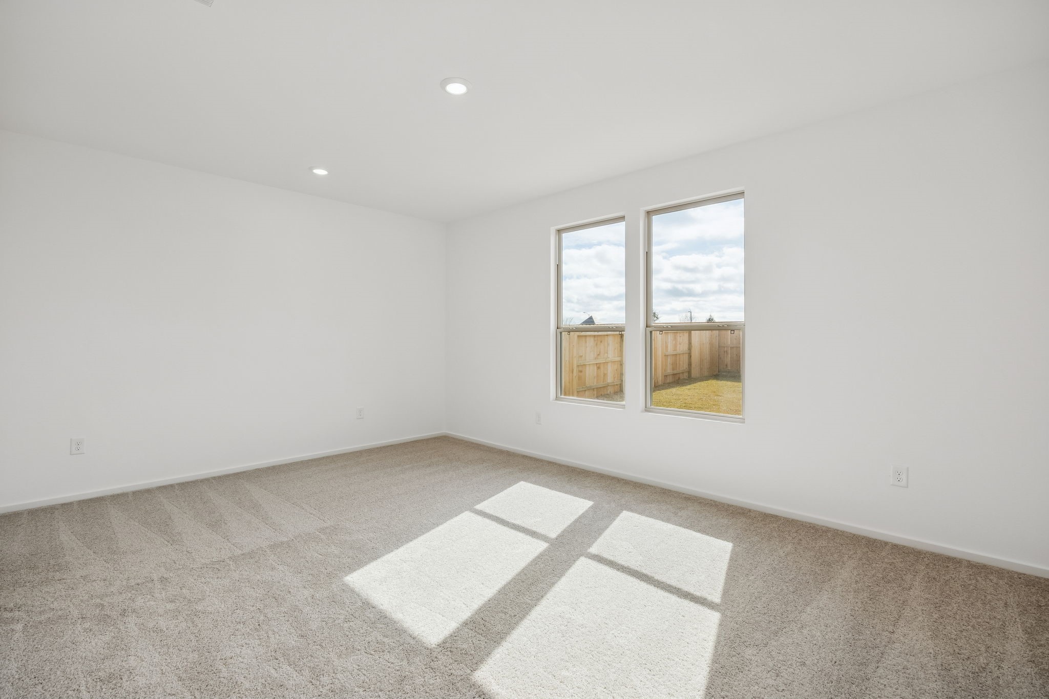 406 Point Nemo Street Crosby, TX 77532 - Photo 10 of 43