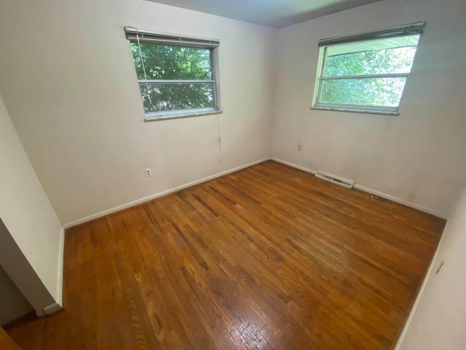 1317 Fuhrman Road Reading, OH 45215 - Photo 6 of 9 Gallery Image 6