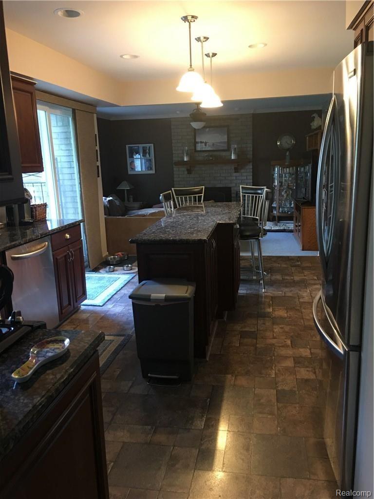 24792 Pheasant Run Road Flat Rock, MI 48134 - Photo 19 of 21 IMG_7528.JPG