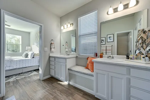 $1,975 | 316 La Escalera Drive, Leander, TX 78641