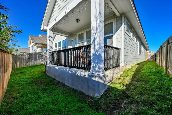 $1,975 | 316 La Escalera Drive, Leander, TX 78641