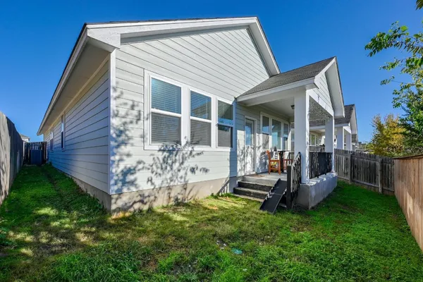 $1,975 | 316 La Escalera Drive, Leander, TX 78641