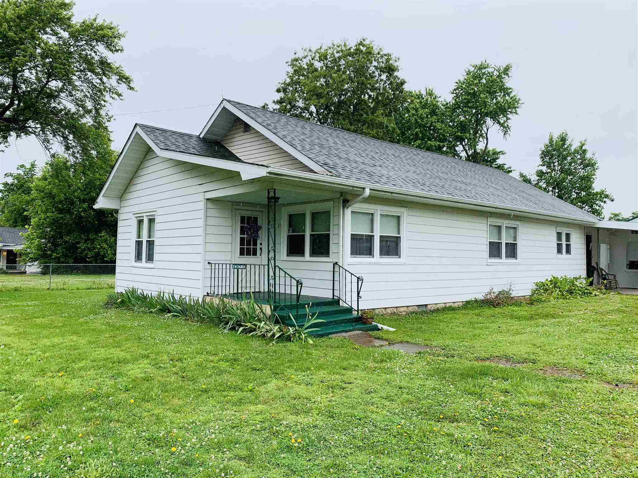 21 Church Street Raleigh, IL 62977 - Photo 1 of 28 Gallery Image 1