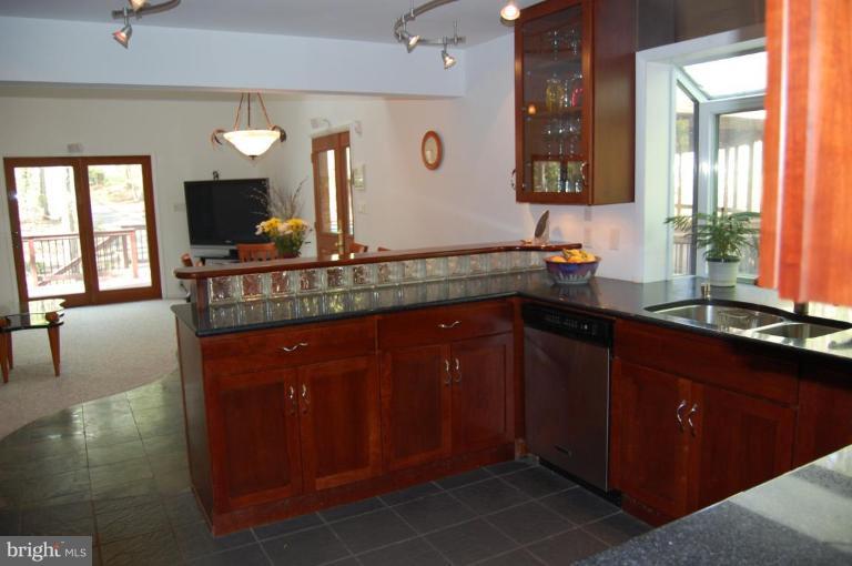 1369 Dicus Mill Road Severn, MD 21144 - Photo 22 of 30 Kitchen/Dining Room