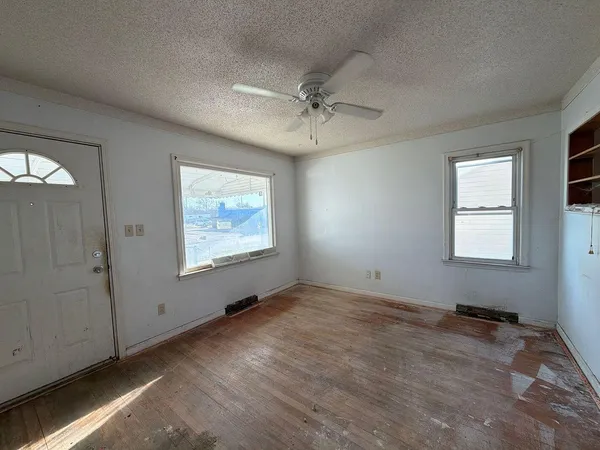 $75,000 | 13635 Knox Avenue, Warren, MI 48089