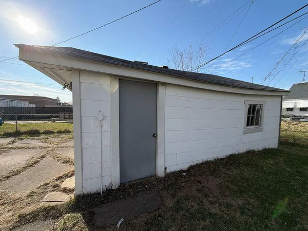 $75,000 | 13635 Knox Avenue, Warren, MI 48089