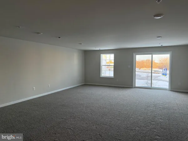 $3,100 | 1083 Meadowlark Drive, Fogelsville, PA 18051