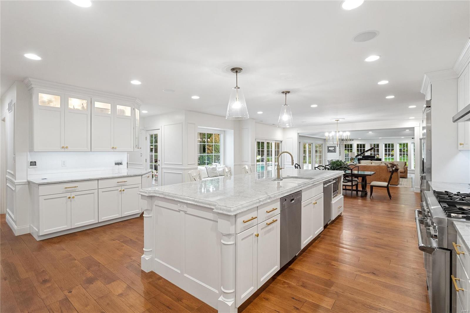 2404 White Stable Road St. Louis, MO 63141 - Photo 16 of 73 Gallery Image 16