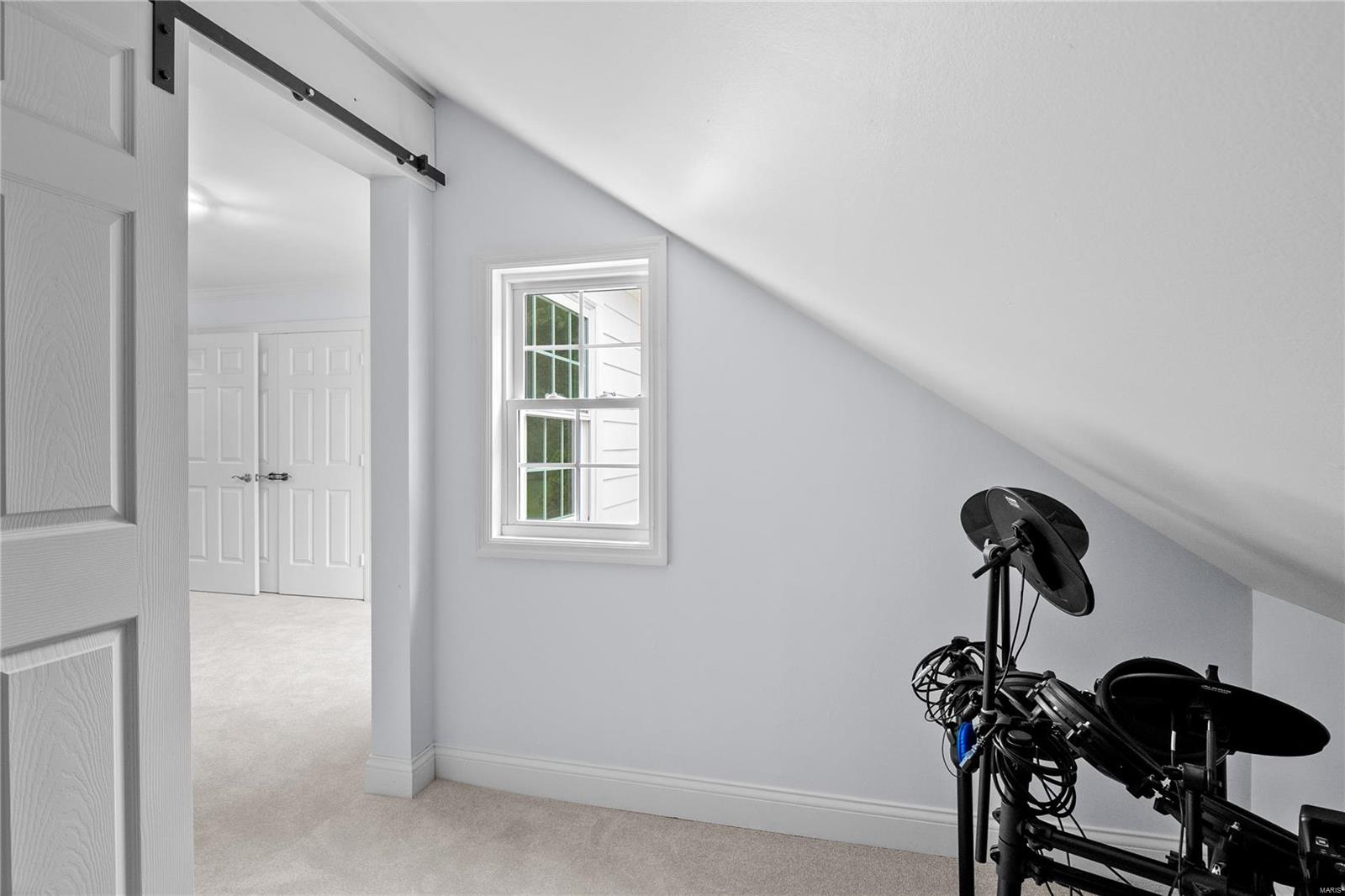 2404 White Stable Road St. Louis, MO 63141 - Photo 48 of 73 Gallery Image 48