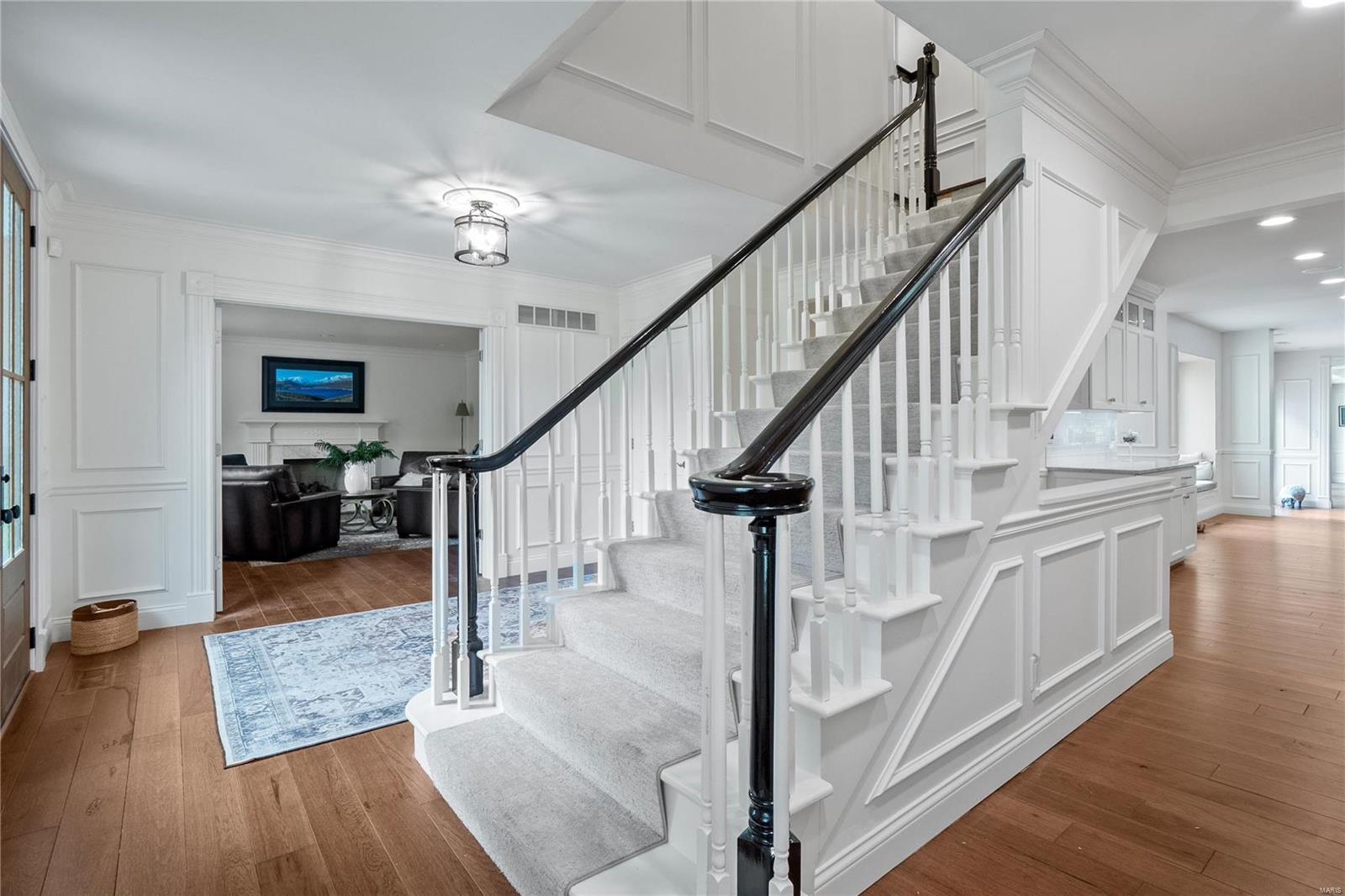 2404 White Stable Road St. Louis, MO 63141 - Photo 7 of 73 Gallery Image 7