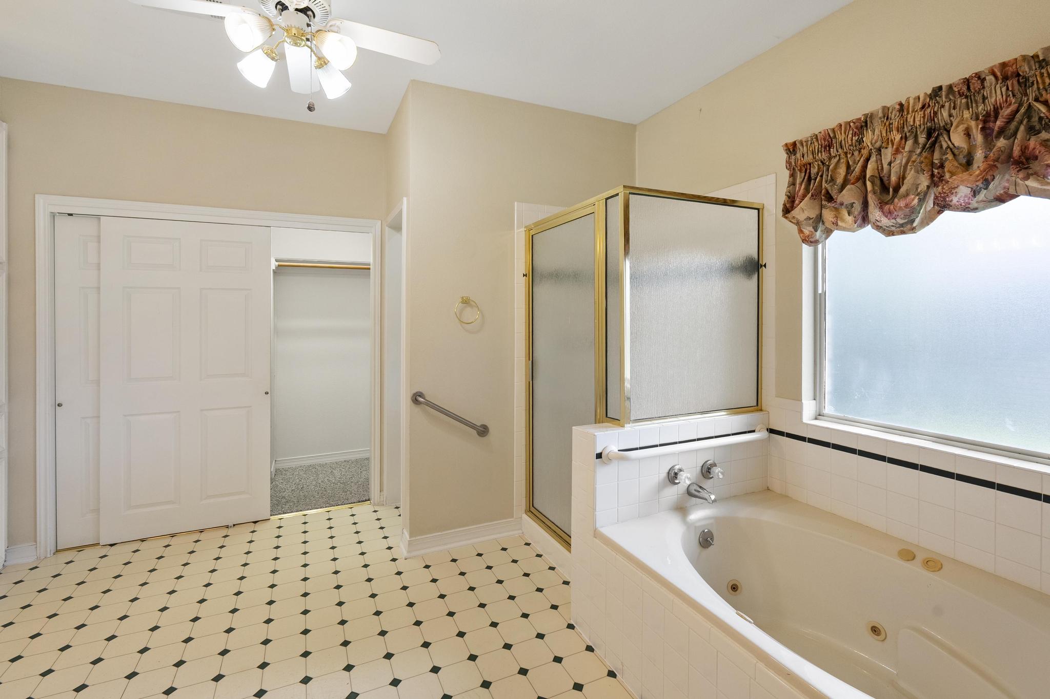 1906 Meadow Ridge Drive Taylor, TX 76574 - Photo 15 of 24