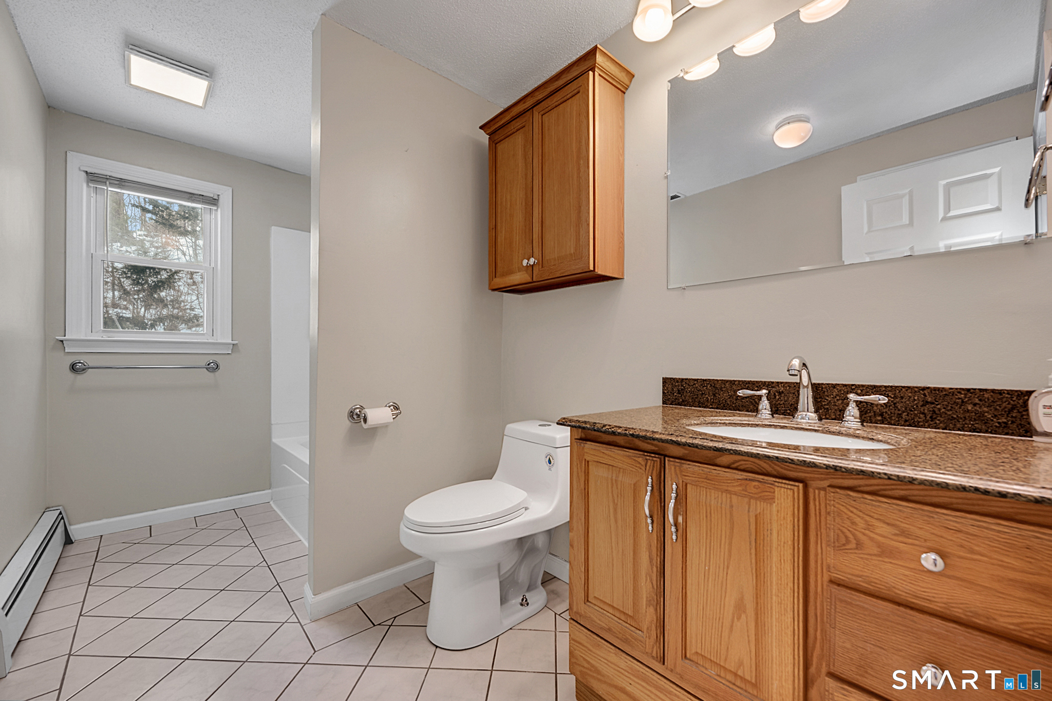 141 Old Turnpike Road Southington, CT 06489 - Photo 15 of 24