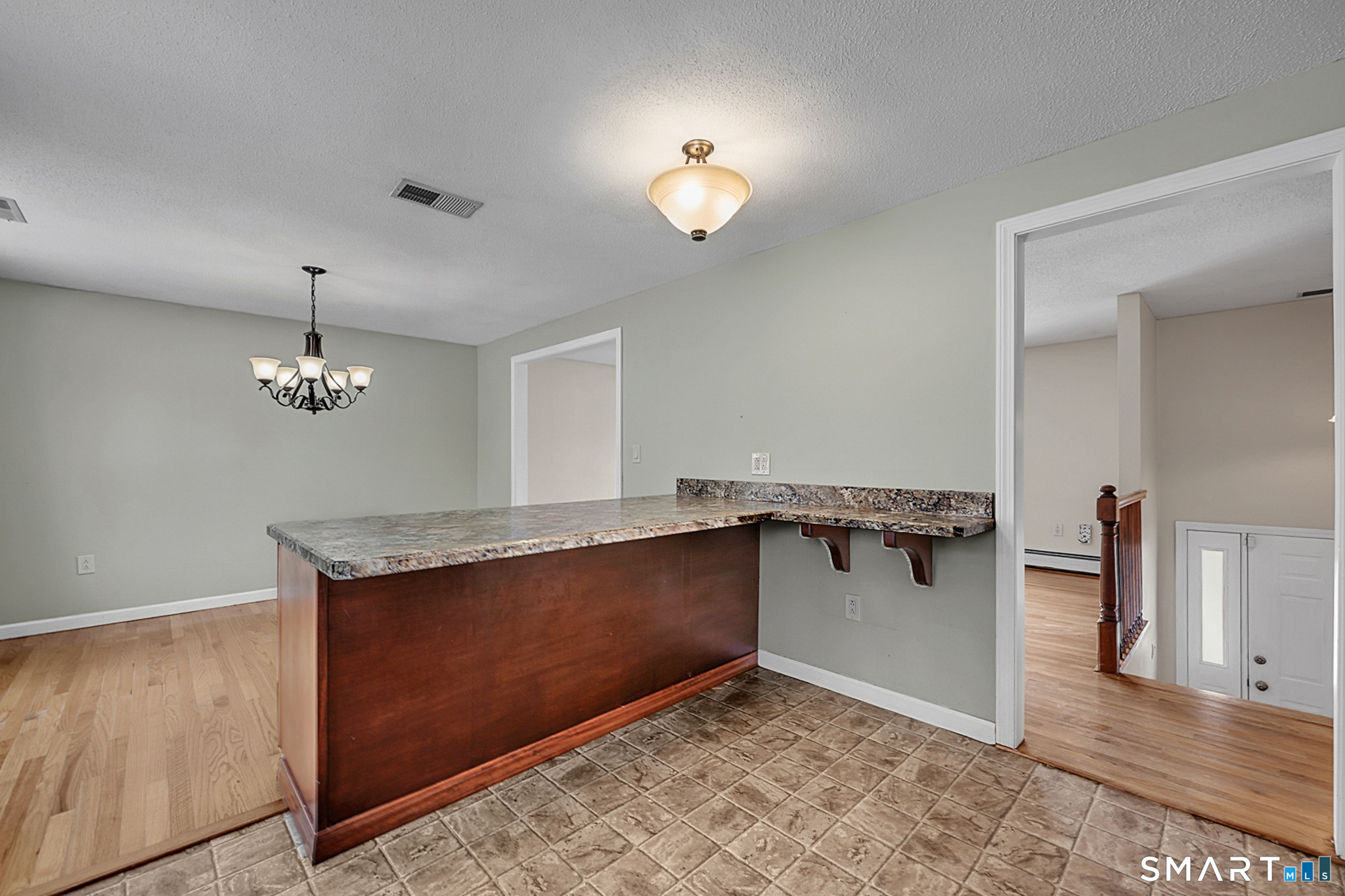 141 Old Turnpike Road Southington, CT 06489 - Photo 4 of 24