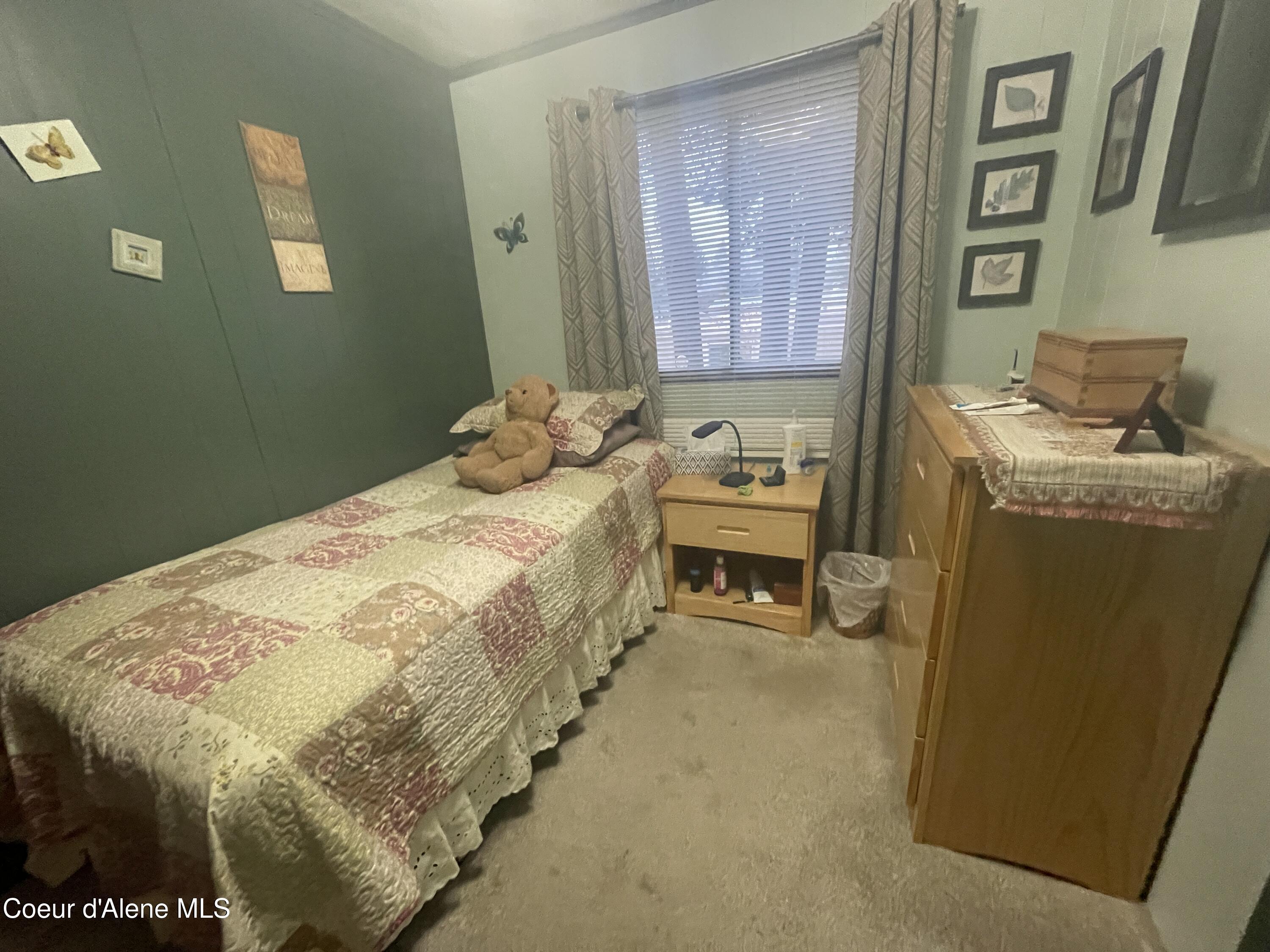111 Gun Club Road, Unit 27 Sagle, ID 83860 - Photo 25 of 35 First Bedroom