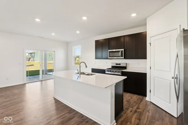 $394,900 | 6026 Madera Drive, Whitestown, IN 46075