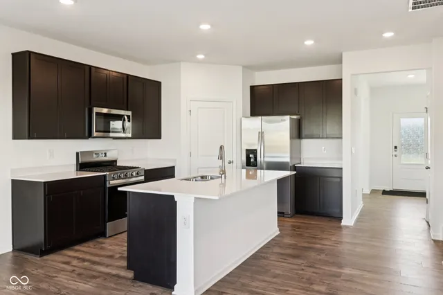 $394,900 | 6026 Madera Drive, Whitestown, IN 46075