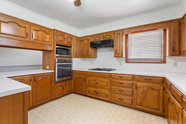 $995,000 | 276 Circle P Lane, Riesel, TX 76682