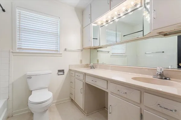 $995,000 | 276 Circle P Lane, Riesel, TX 76682