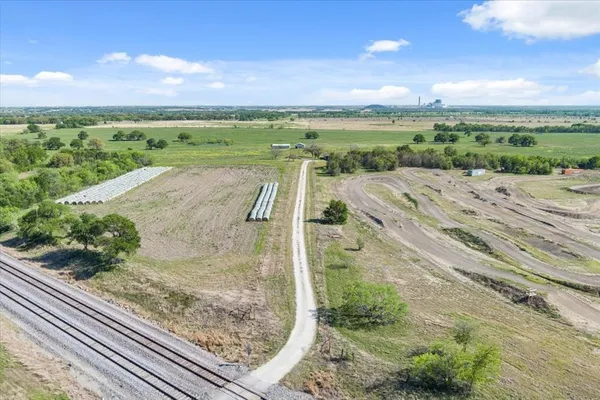 $995,000 | 276 Circle P Lane, Riesel, TX 76682