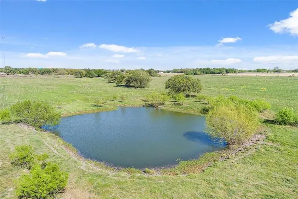 $995,000 | 276 Circle P Lane, Riesel, TX 76682
