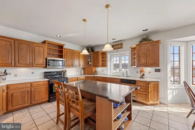 $1,599,000 | 137 Wells Road, Doylestown, PA 18901