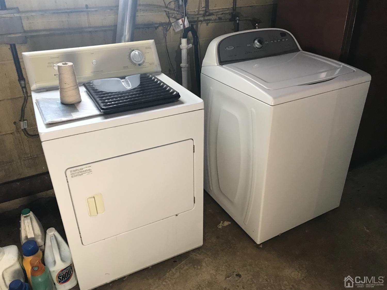 137 Milltown Road East Brunswick, NJ 08816 - Photo 19 of 22 a utility room with dryer and washer
