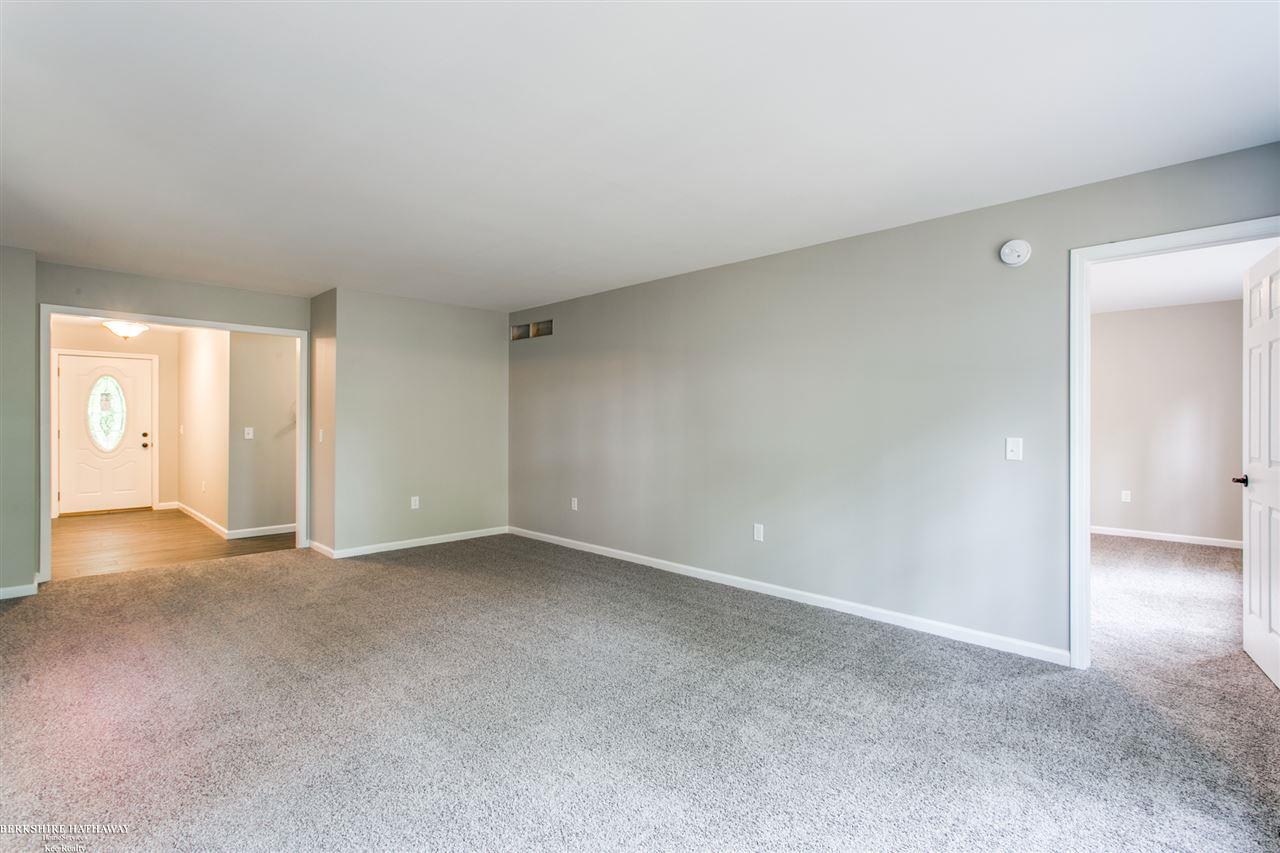 3126 Mt Vernon Road Port Huron, MI 48060 - Photo 8 of 22 31351177-7.JPG