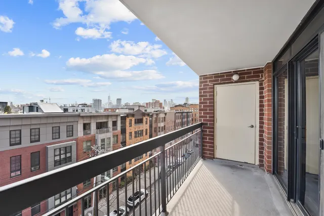 $888,000 | 700 1st Street, Unit 6E, Hoboken, NJ 07030