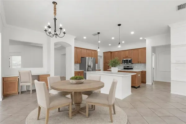 $725,000 | 15321 Vireoglen Lane, Lithia, FL 33547