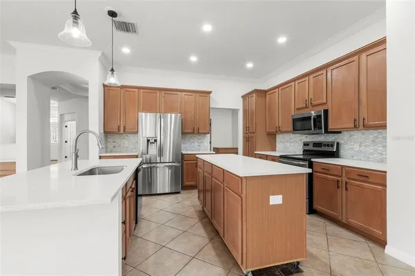 $725,000 | 15321 Vireoglen Lane, Lithia, FL 33547