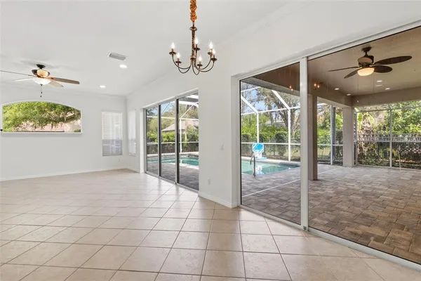 $725,000 | 15321 Vireoglen Lane, Lithia, FL 33547