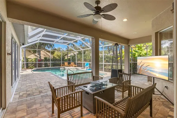$725,000 | 15321 Vireoglen Lane, Lithia, FL 33547