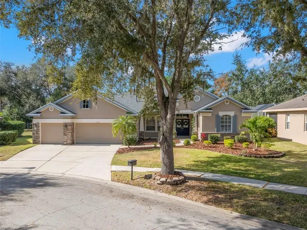 $725,000 | 15321 Vireoglen Lane, Lithia, FL 33547