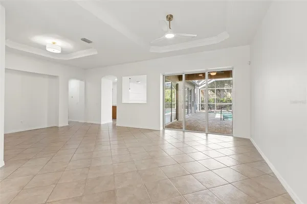 $725,000 | 15321 Vireoglen Lane, Lithia, FL 33547