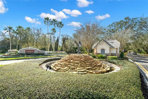 $725,000 | 15321 Vireoglen Lane, Lithia, FL 33547
