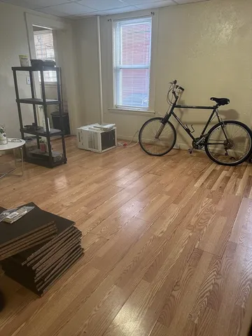 $1,500 | 291 Newport Avenue, Unit 2, Quincy, MA 02170