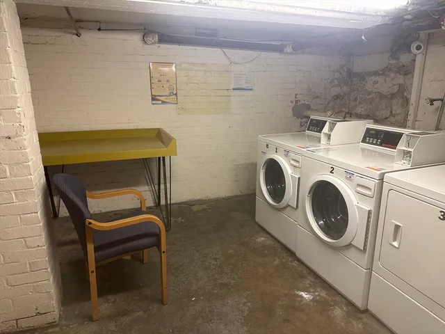 $1,500 | 291 Newport Avenue, Unit 2, Quincy, MA 02170