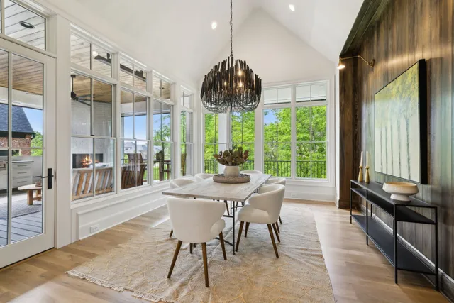 $3,988,111 | 8876 Edgecomb Drive, College Grove, TN 37046