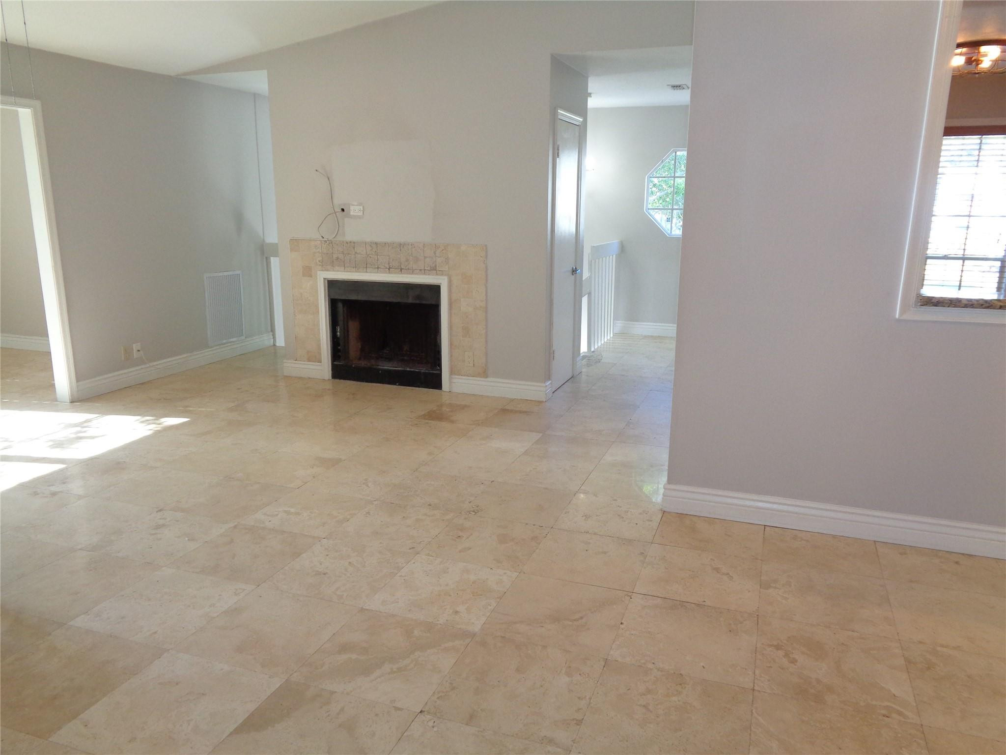 5048 Heatherhill Lane, Unit 1204 Boca Raton, FL 33486 - Photo 9 of 31 Photo 9
