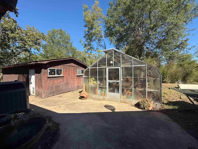 $3,995,000 | 10166 FM 2813, Flint, TX 75762