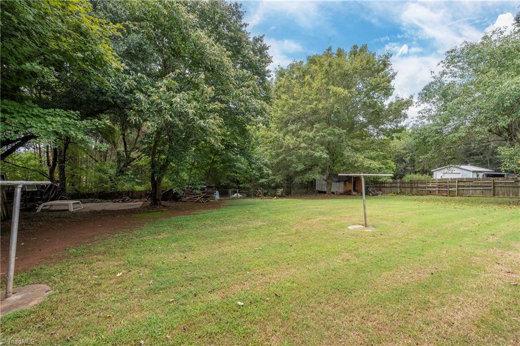 228 Eaton Road Mocksville, NC 27028 - Photo 8 of 41 Gallery Image 8