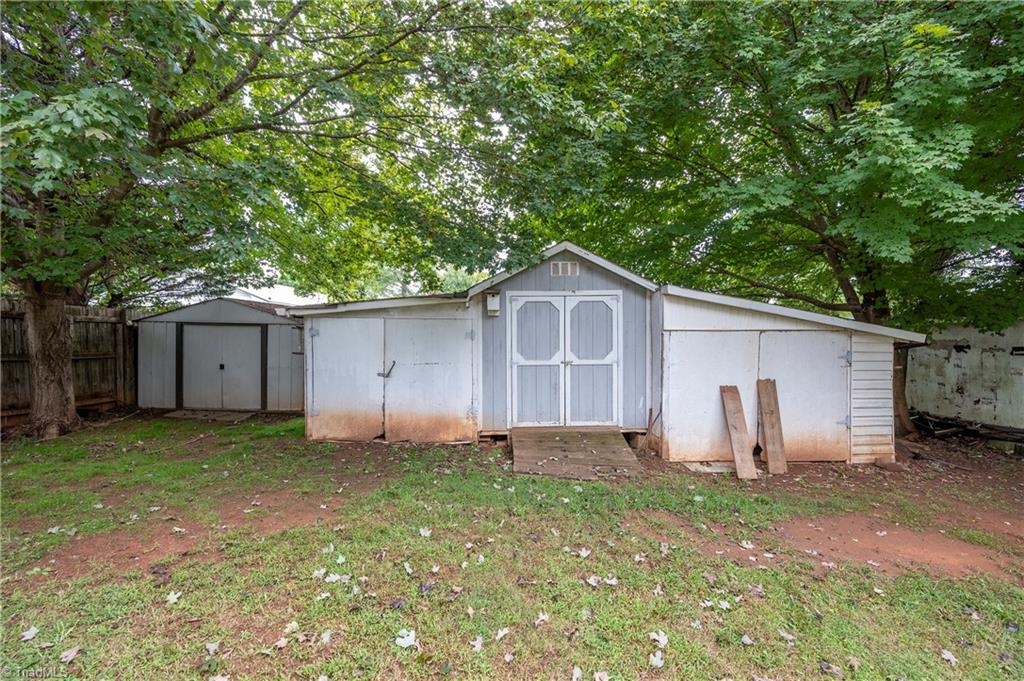 228 Eaton Road Mocksville, NC 27028 - Photo 9 of 41 Gallery Image 9