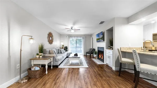 $2,100 | 524 Sun Valley Village, Unit 105, Altamonte Springs, FL 32714