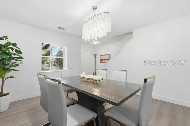 $565,000 | 7 Lakeside Drive, Bluffton, SC 29910