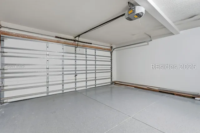 $565,000 | 7 Lakeside Drive, Bluffton, SC 29910