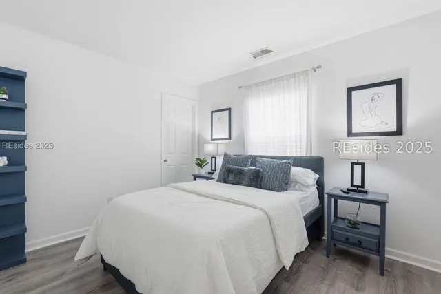 $565,000 | 7 Lakeside Drive, Bluffton, SC 29910